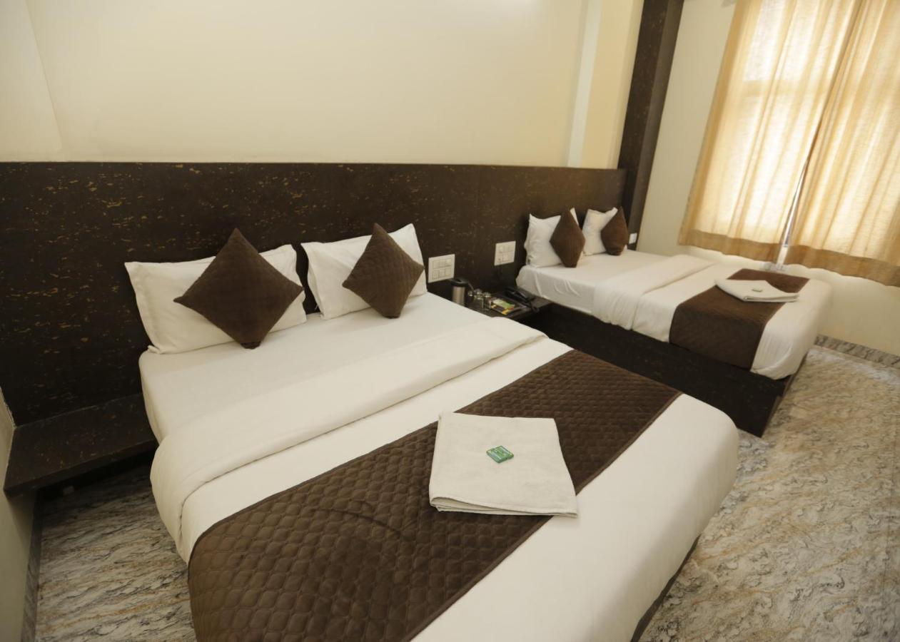 Hotel Raas Palace