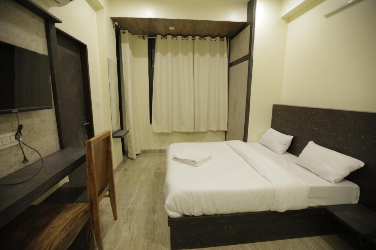 Hotel Raas Palace